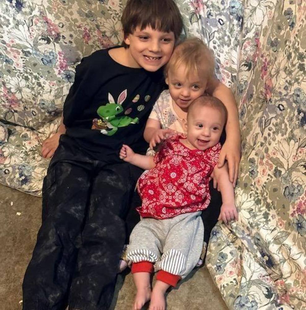 Meet your Posher, Crystal